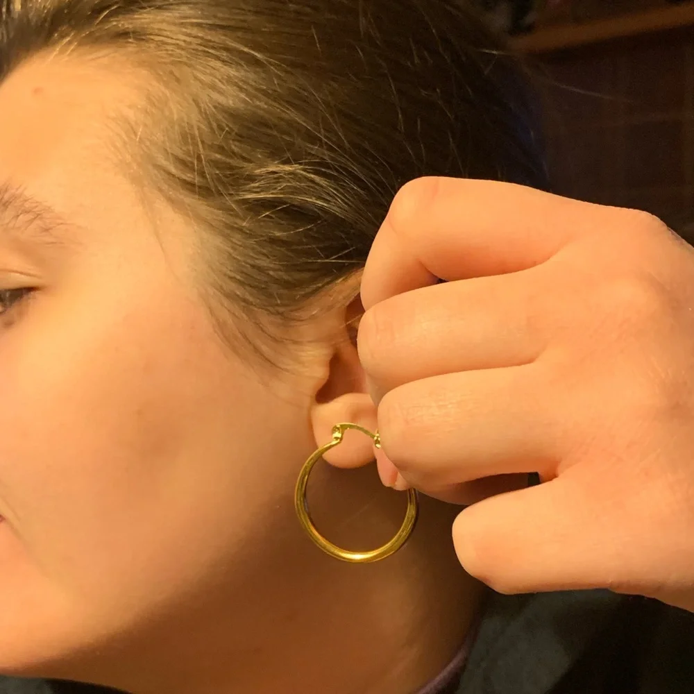 1” SIMPLE GOLD HOOPS - Picture 6 of 6